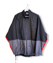 Charger l&#39;image dans la galerie, VESTE NIKE NOIR ET ROUGE L
