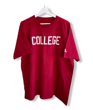 Charger l&#39;image dans la galerie, T-SHIRT COLLEGE ROUGE XL
