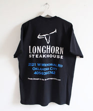 Charger l&#39;image dans la galerie, T-SHIRT THIS IS OUR HOUSE XL
